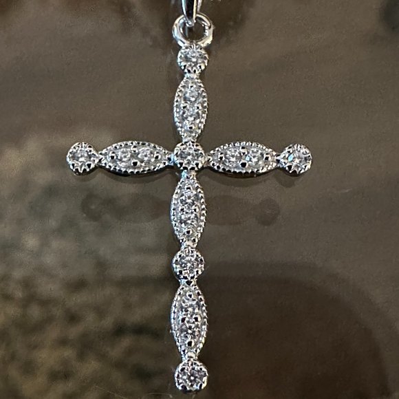 Sterling Silver CZ Cross and 18" Necklace NWT Bleu Sage - Picture 8 of 9